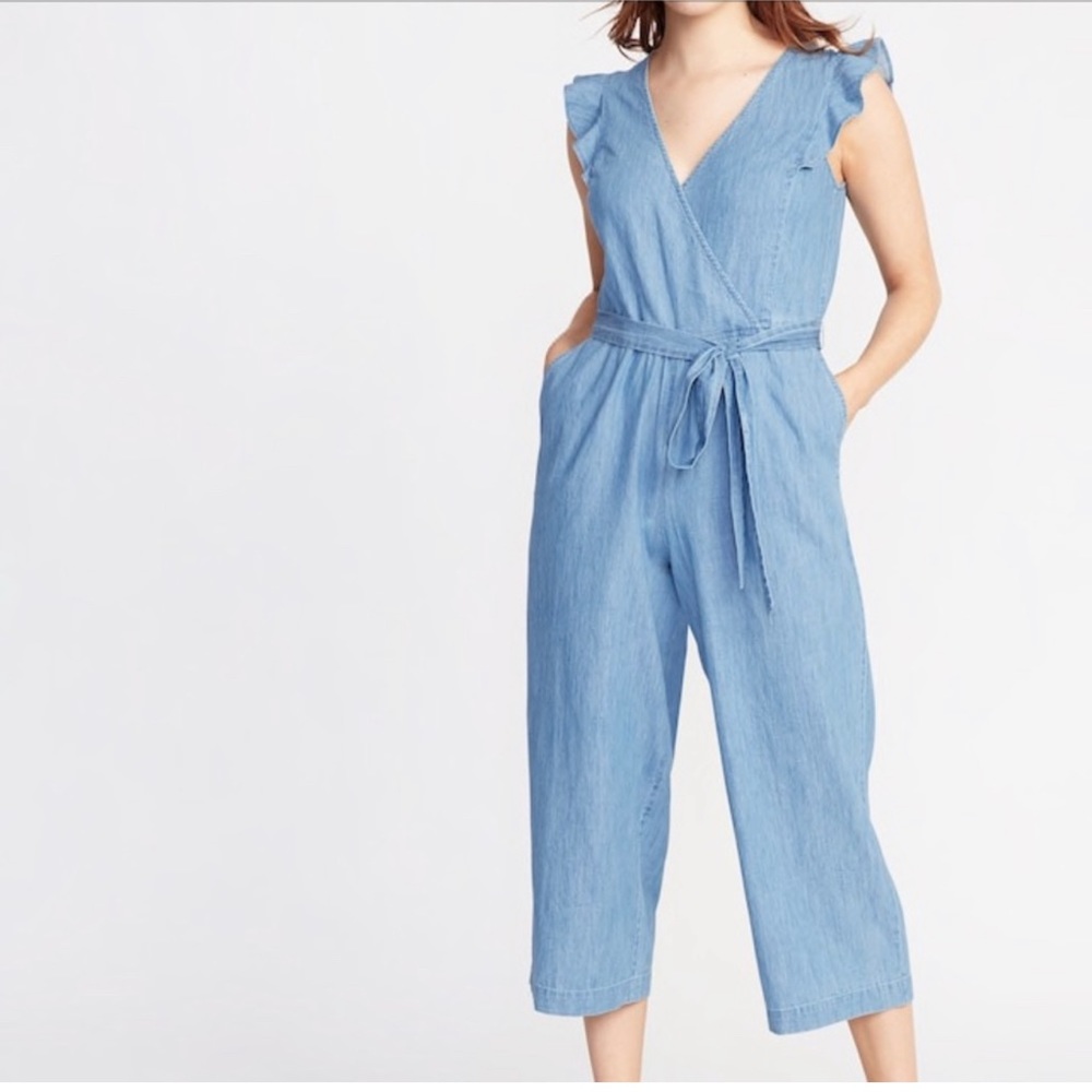 Old Navy Faux WrapCropped  Jumpsuit! Sz L